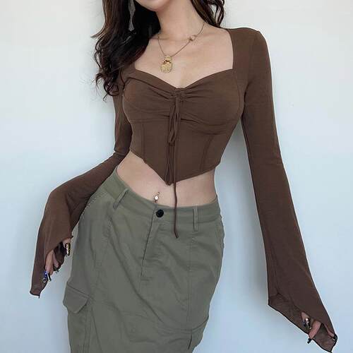 Low V-neck long sleeved T-shirt with fishbone waist,