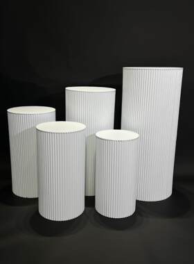 跨境爆款款新婚庆道DVW具铁艺甜品台商场橱圆窗品柱甜桌布置订婚