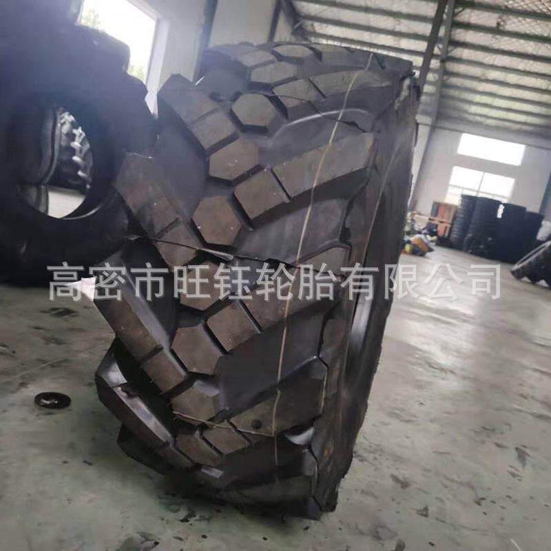18R19.5凿岩机轮胎 445/70R19.5喷浆机攀岩油田宽基真空轮胎18-20