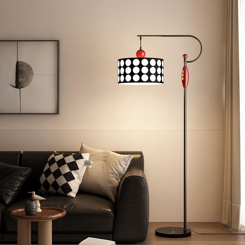 客厅落地灯设计师款氛围感灯北欧复古主卧室床头立式波点台灯