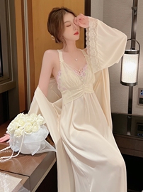 兰溪法式结婚晨袍女新娘，婚礼小众高级感睡袍，吊带睡裙带胸垫睡衣