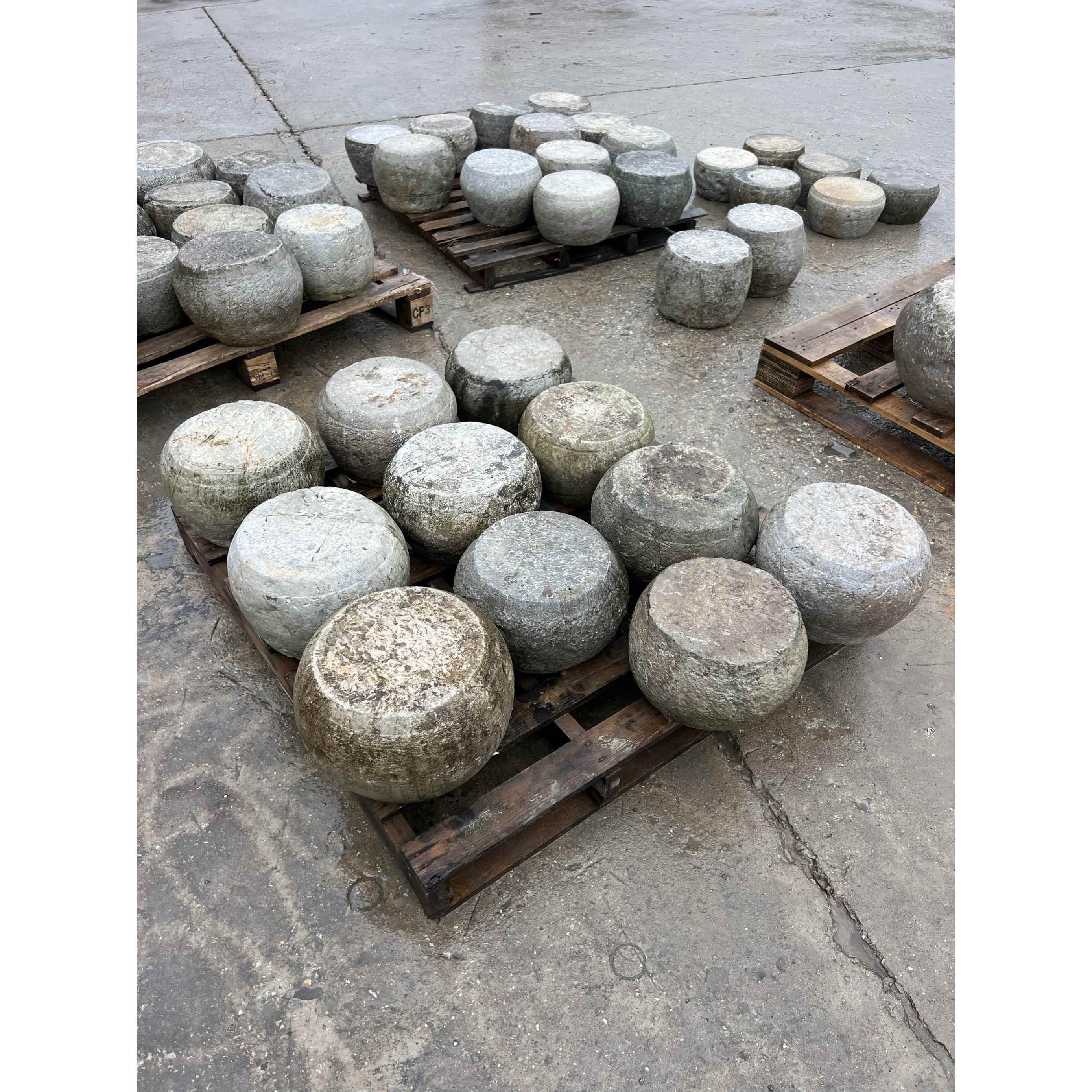 石墩子老石墩青石墩老青石太湖石木柱柱墩底座柱基石摆件