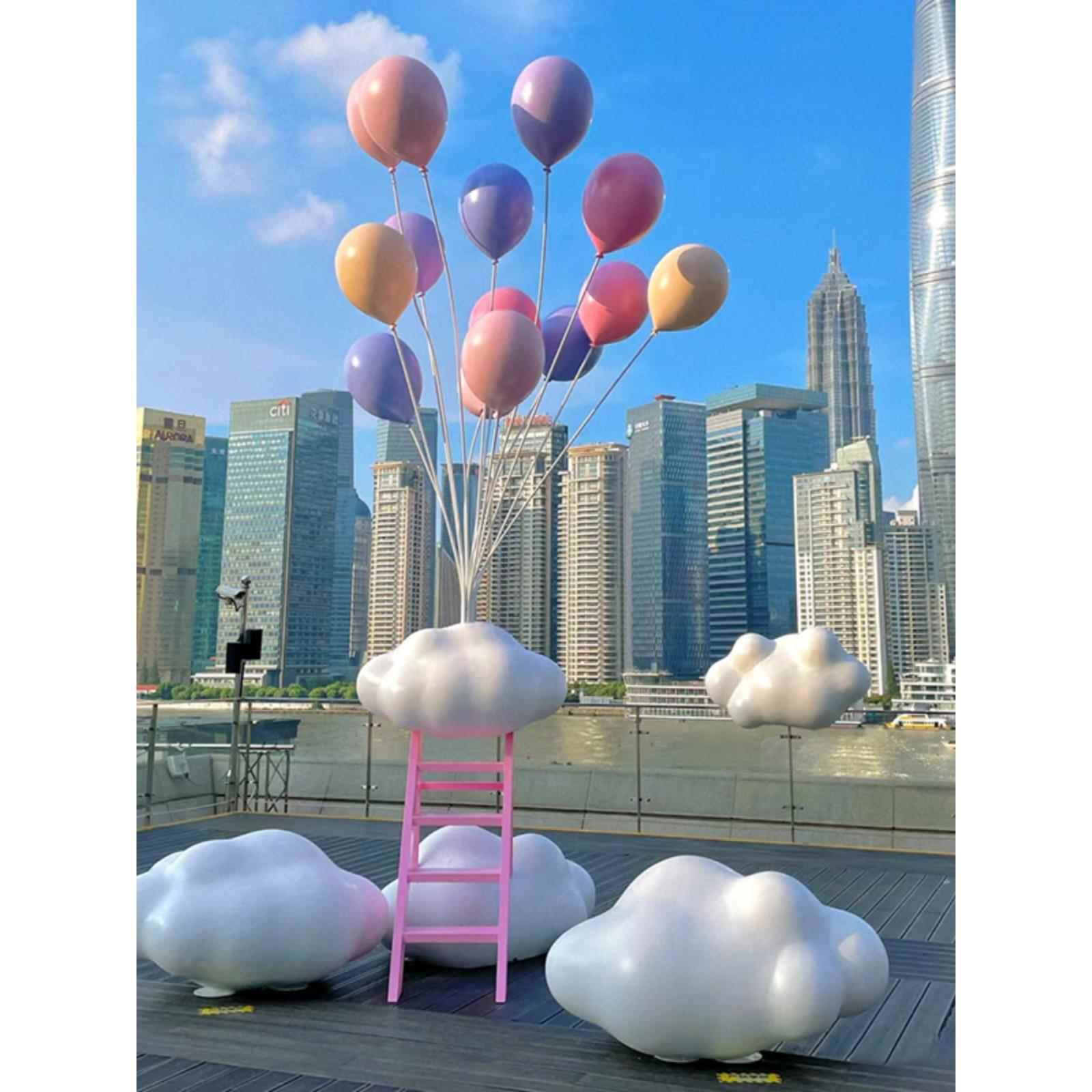 网红云朵秋千装饰户外商场景区引流打卡美陈布置花海造景大型摆件