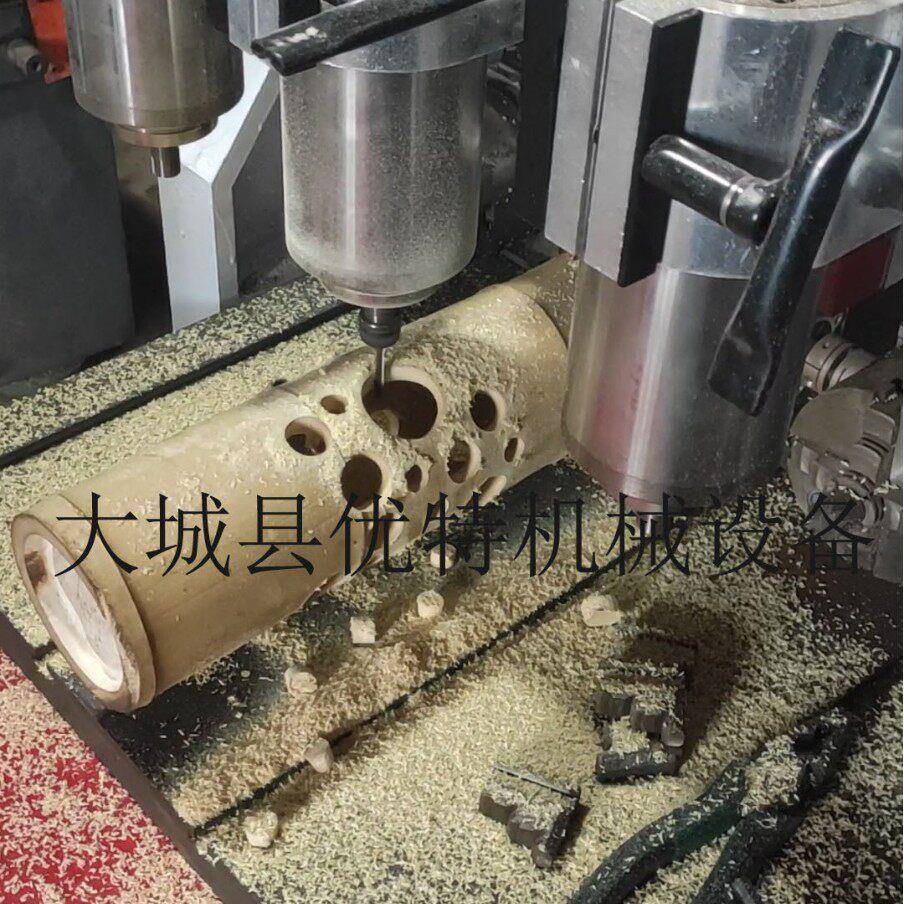 圆柱竹筒数控雕刻机圆柱打孔雕刻机弹弓木梳四轴雕刻机
