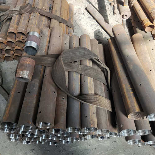 地质套管 DZ40煤矿地质套管 108*6矿用探放水孔口管 打孔筛管现货