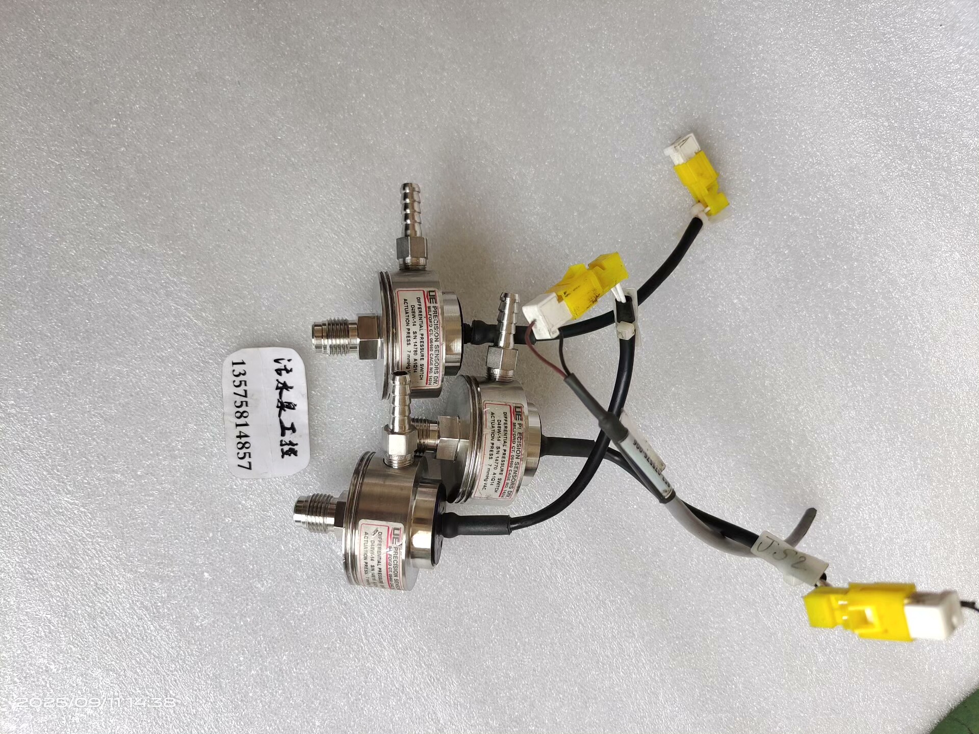 UE PRECISION传感器，型号D48W-14，压力开关