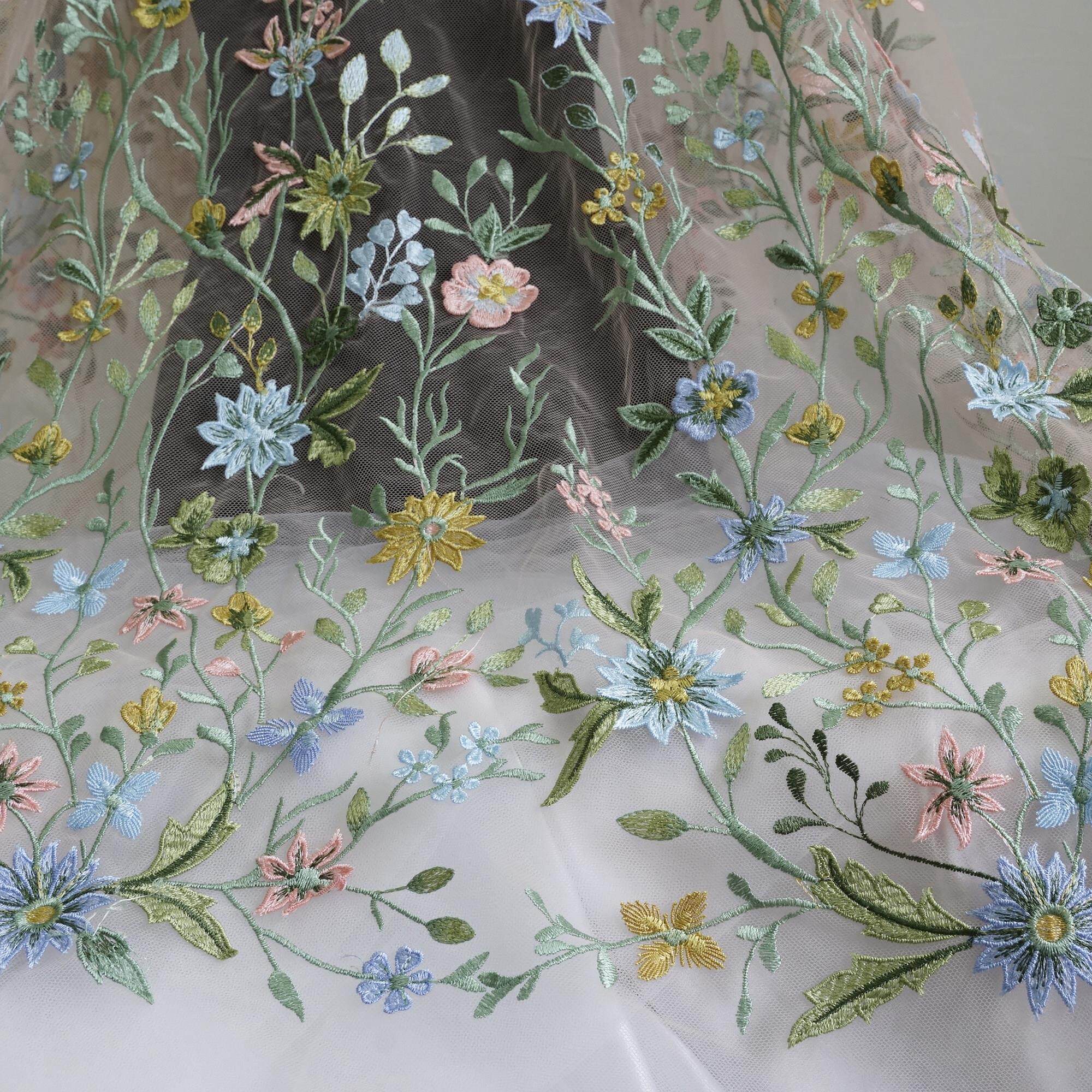 多色立体花朵叶子绣花面料婚纱礼服连衣裙童装表演服装饰制衣材料
