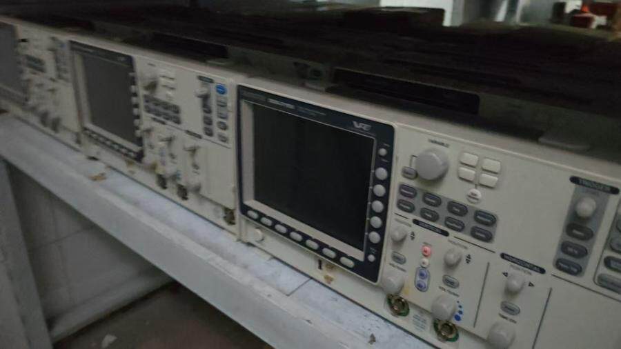 12月20日北京【京械7427】单位淘汰报废处置数字荧光示波器一批共10台（以实物为准）网络拍卖公告