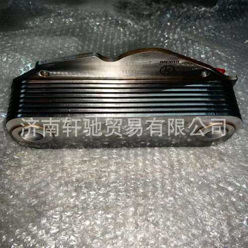 供应T5 T7 汕德卡 欧二8片 VG1500010334 机油冷却器