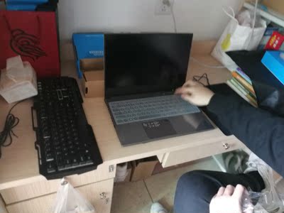 懂行的来说下机械革命Z2笔记本电脑怎么样，质量有保障吗，好不好用呀？