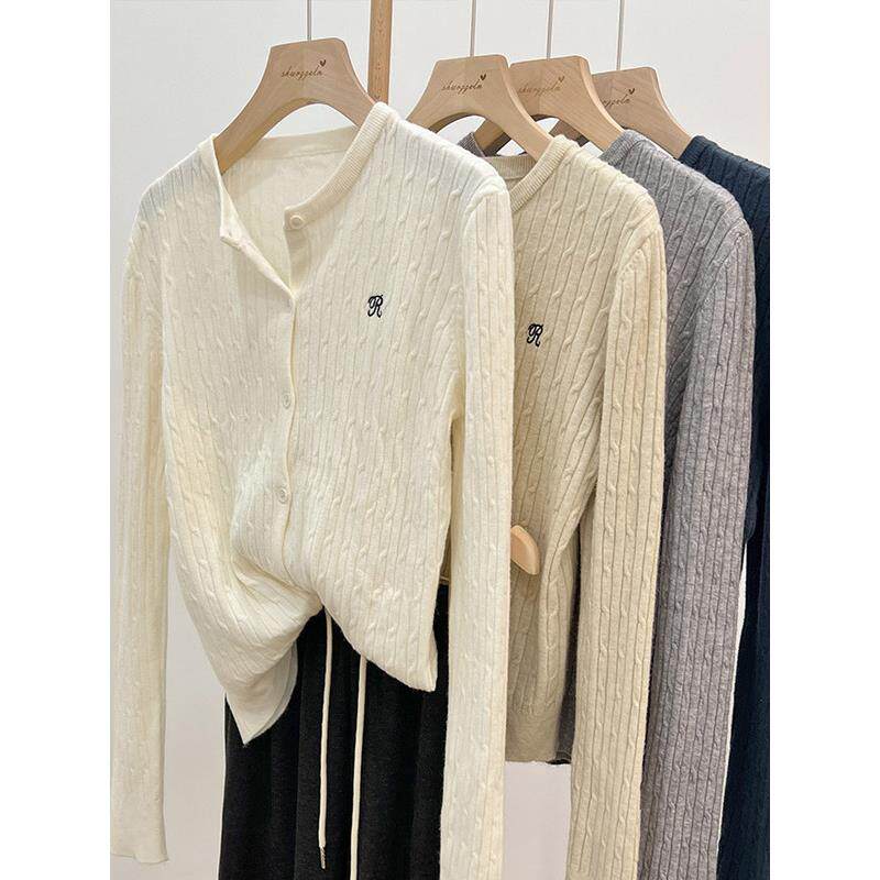 韩国麻花针织开衫女秋冬2025新款圆领刺绣宽松秋装毛衣外套上衣