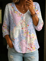 Plus Size Women's Base Blue Flower Print V-Neck Blouse thumbnail 4