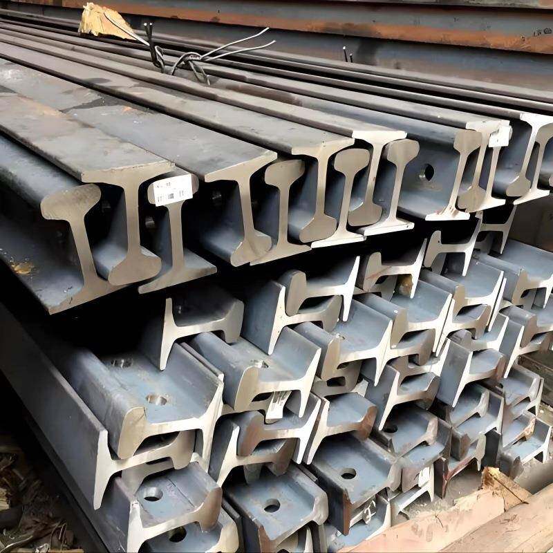 厂家现货重轨轨道钢QU100QU120钢轨煤矿用钢轨火车轨道钢