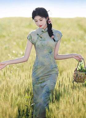 新中式绿色旗袍女夏季2026年新款改良年轻款少女江南风连衣裙素雅