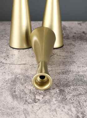 富奇工厂欧式简约锥形蛮1875小腰烛台餐厅烛晚餐台哑光蜡烛光厂