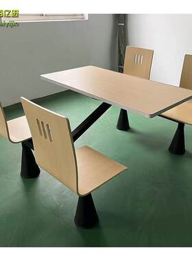 厂家四人位餐桌椅学校学生员工快餐木质带靠背连体餐桌椅