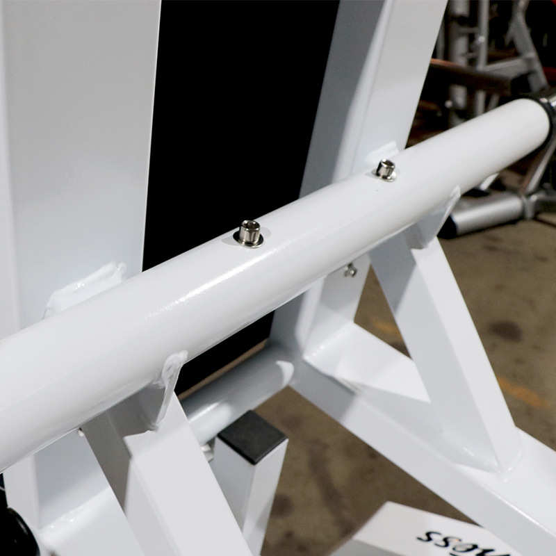 健身房俱乐部私教工作室瑜伽馆女子腿部臀部塑形哈克深蹲机器材