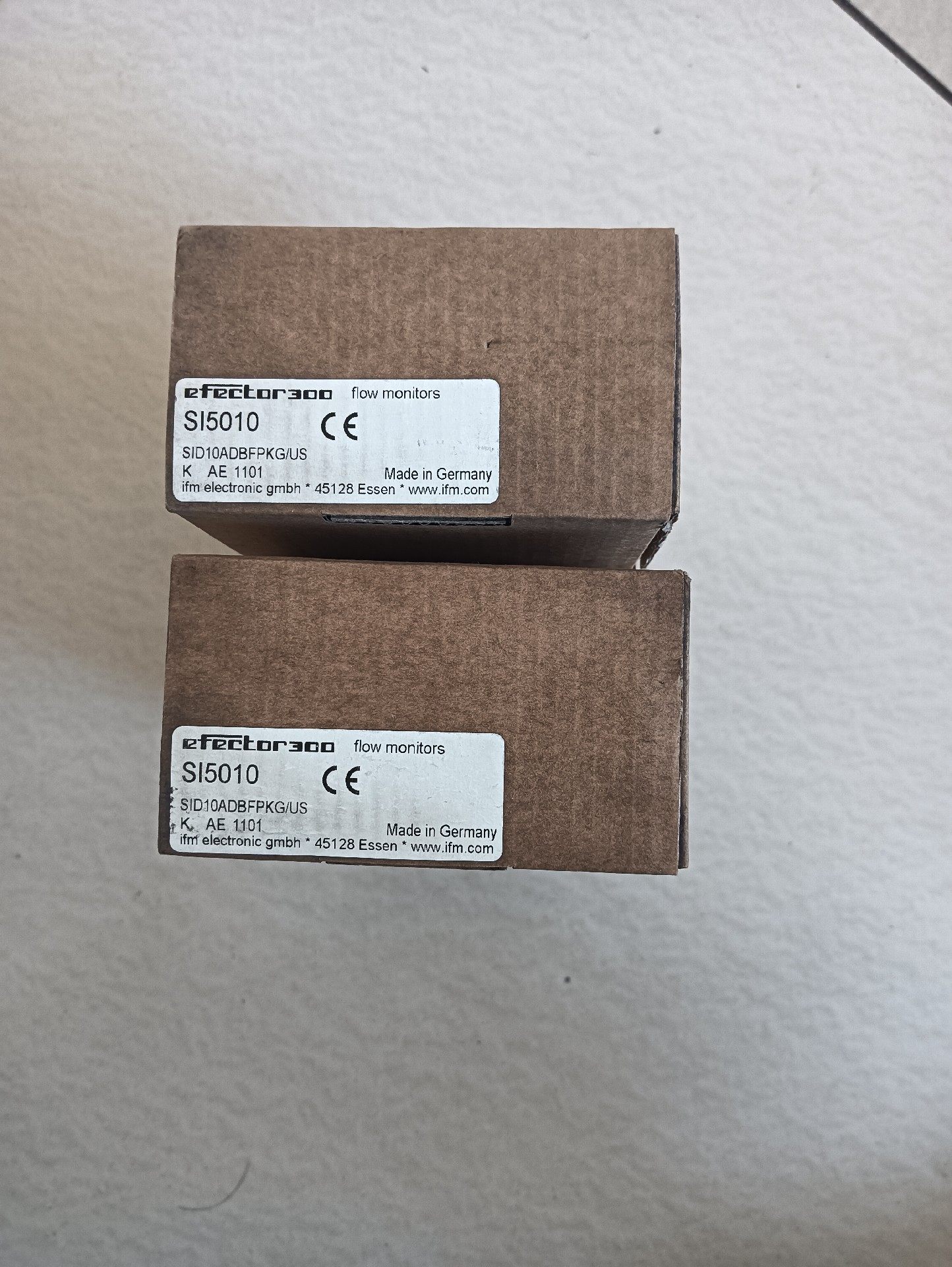 工程剩余易福门原装正品。