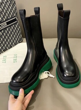 香港厚底女靴2025春秋季新款绿底真皮烟囱靴英式风格切尔西短靴