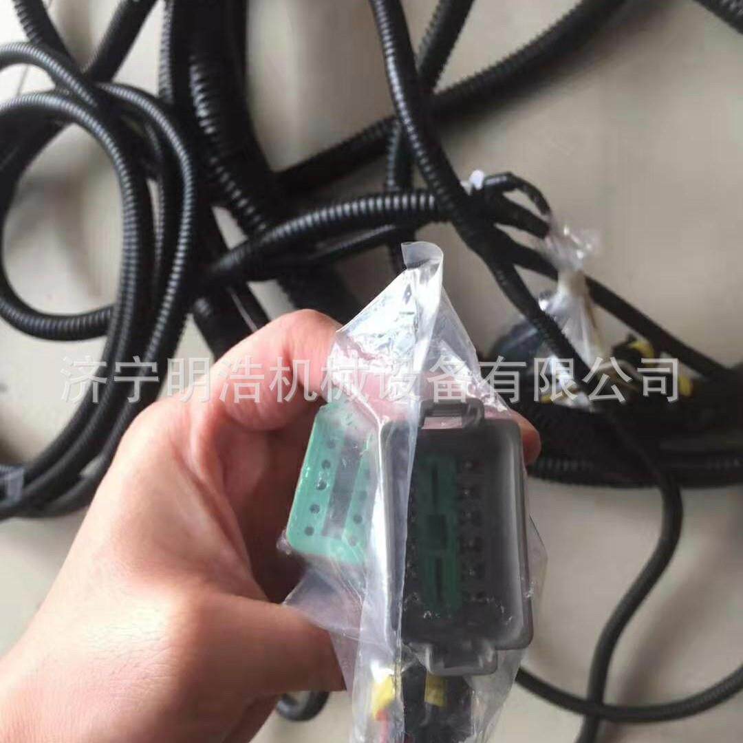 三一挖掘机215-8s全车线液压油箱柴油箱全车配件燃油泵线束电磁阀