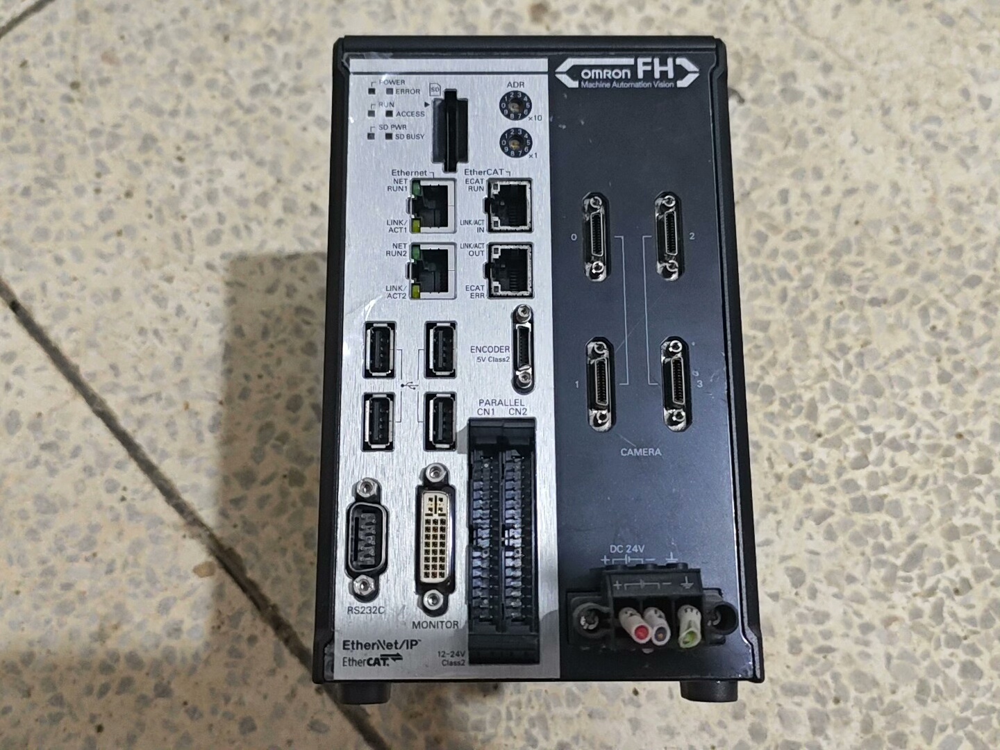 欧姆龙视觉控制器 FH-1050-10，原装拆机，功能正常成