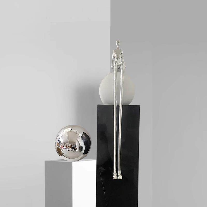 抽象长腿人物雕塑落地台摆件电视柜酒店大堂玄关商铺售楼处装饰品