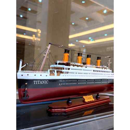 泰坦尼克号实木带灯邮轮游轮爱情船模型家居装饰客厅玄关柜装饰船