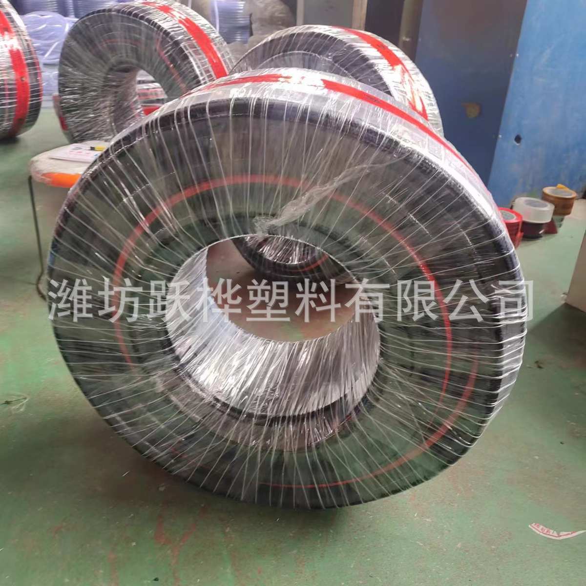 订制生产PVC三胶一线浇地花园软管高压管内径16/19/25/32黑色软管