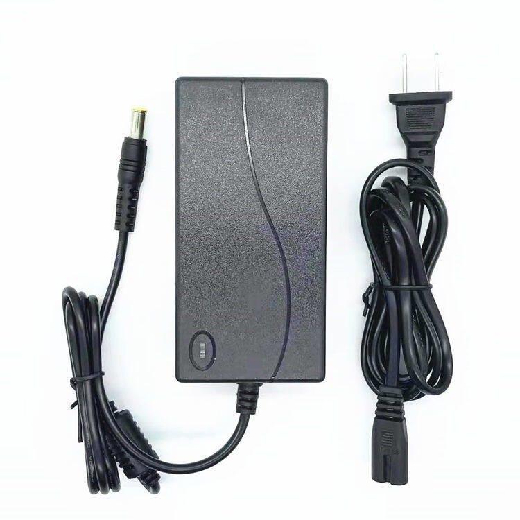 适用开拓顶点夜钓灯12.6V充电器 H120/H50/H60S/H90S/H5/H45/H40图片