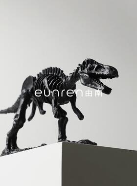 南艺现代简约LUY创意仿真恐龙化石骨展架树脂工品家居示柜陈列由