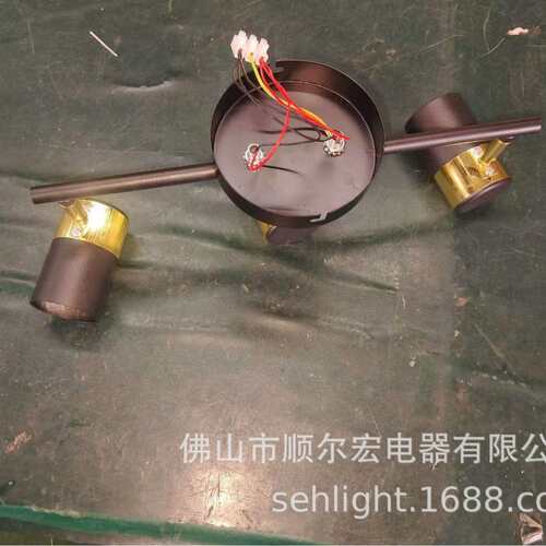 厂家供应金属多头圆管套件5头GU10电镀灯架三节配件万向可调射灯