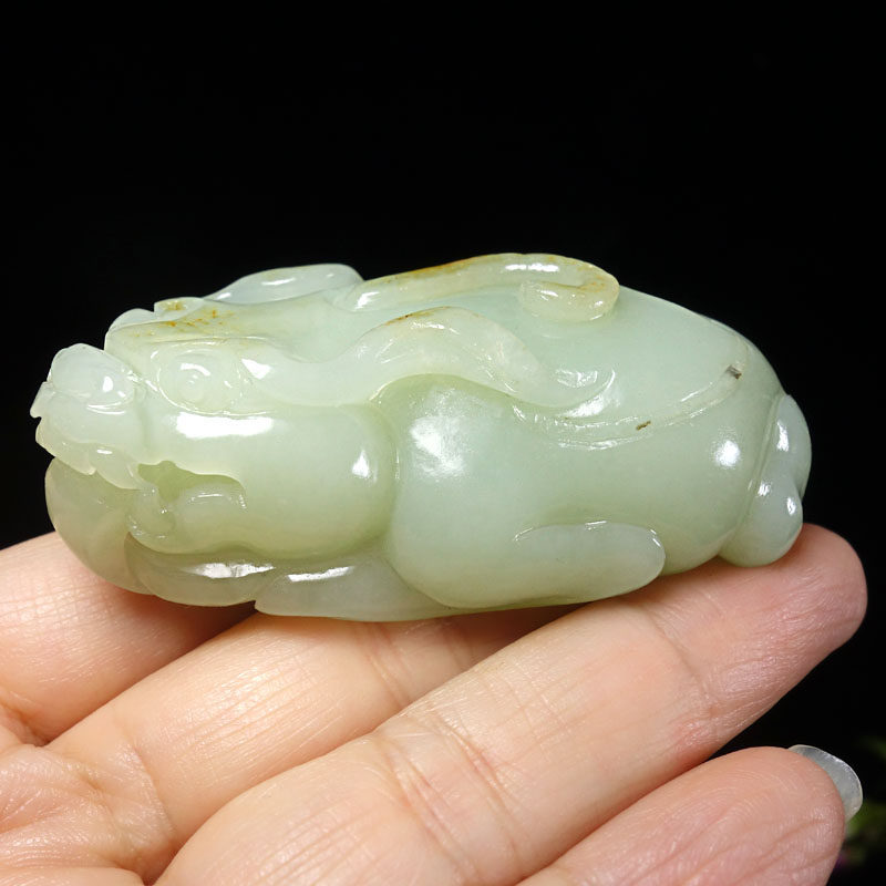 和田玉貔貅手把件洒金皮瑞兽玉吊坠挂件