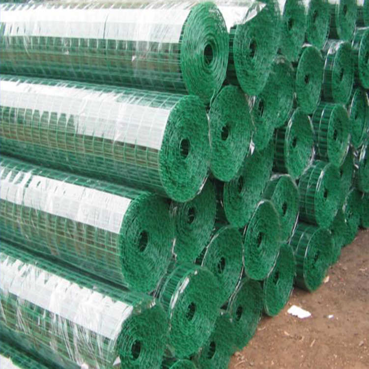 绿色防锈包塑养殖围栏网鱼塘围栏网山鸡养殖网鸡舍围栏