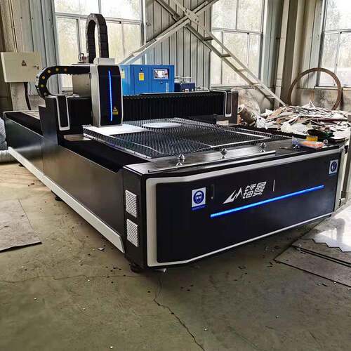 源头厂家云母板陶瓷片电热片切割机云母片光纤激光切割机