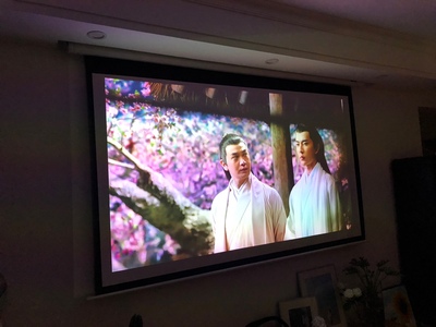 坚果投影仪怎么样?最新试用体验报告(已有10506网友反馈)