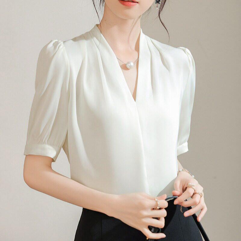 高档时尚短袖白衬衫女士夏季新款缎面垂感衬衣气质通勤职业上衣