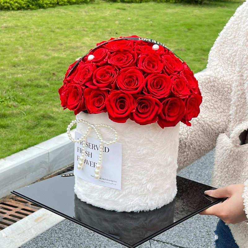 永生花520七夕情人节创意礼品毛绒绒52朵玫瑰花蘑菇头抱抱桶摆件