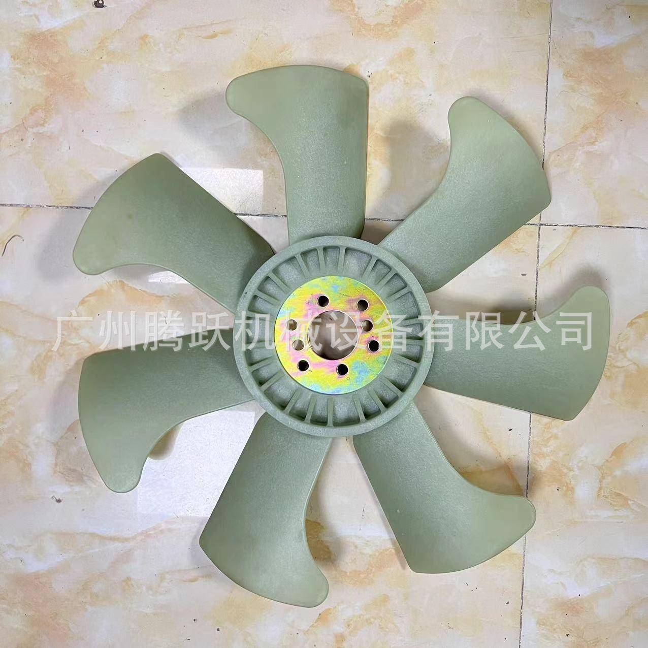 挖掘机装载机工程机械配件4D120 风扇叶600-623-8550