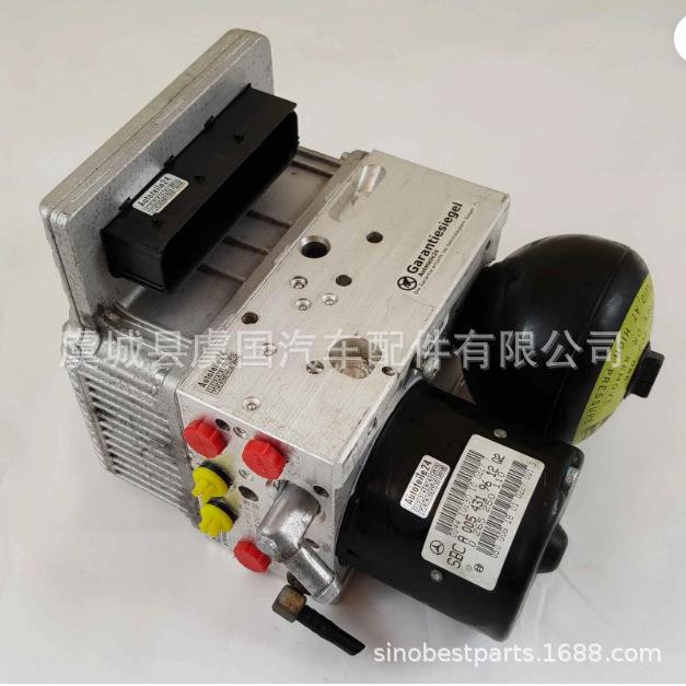 防锁制动泵 0265960036 0335454032 211 540 43 45 2115404345