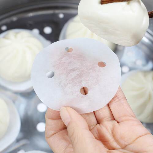 日本一次性蒸笼纸100张蒸包子圆形油纸垫家用蒸笼垫子不粘蒸馒头