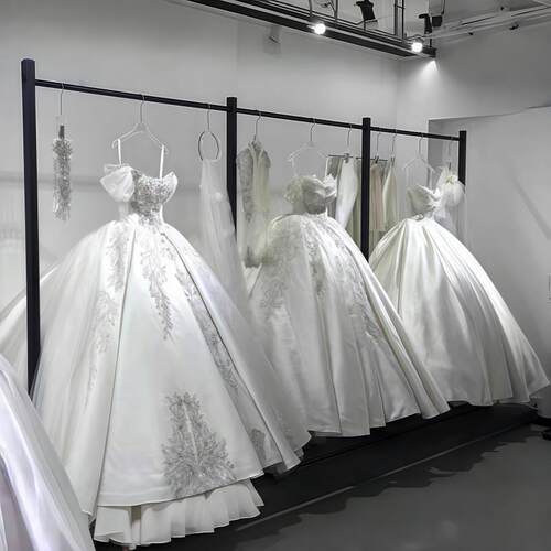 黑色落地婚纱展示架礼服陈列货架中式秀禾挂衣架汉服挂杆头纱架子