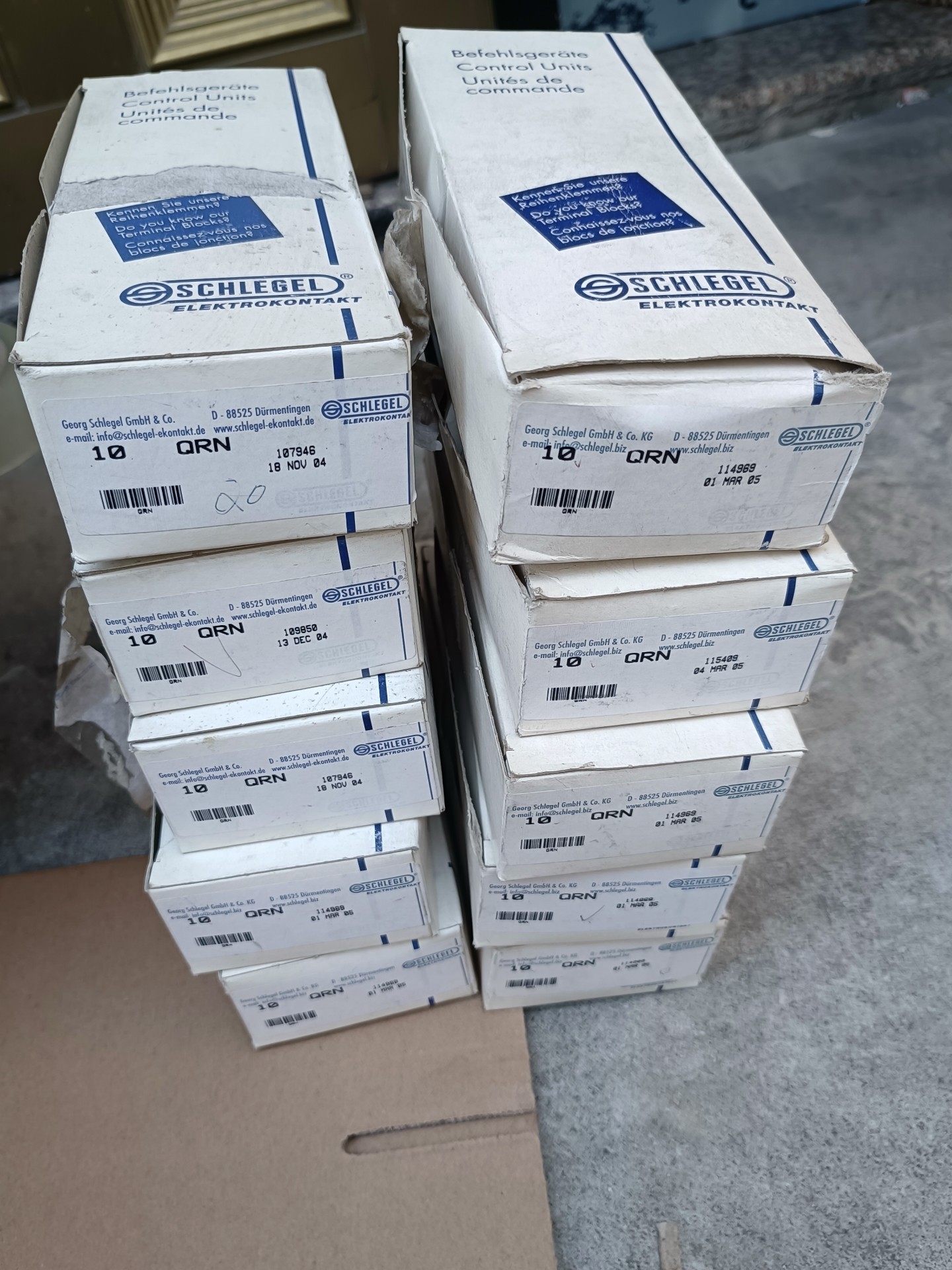 全新Schlegel时力高按钮开关头QRN，数量100只，单