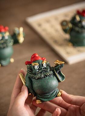 国潮文创招财钟馗赐福桌面摆件创意办公室装饰工位情绪治愈礼品