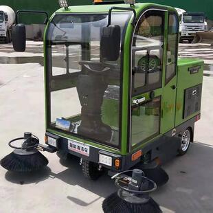 电动轮扫车 环卫电动扫992地物车 业全封闭驾四驶式扫地地车