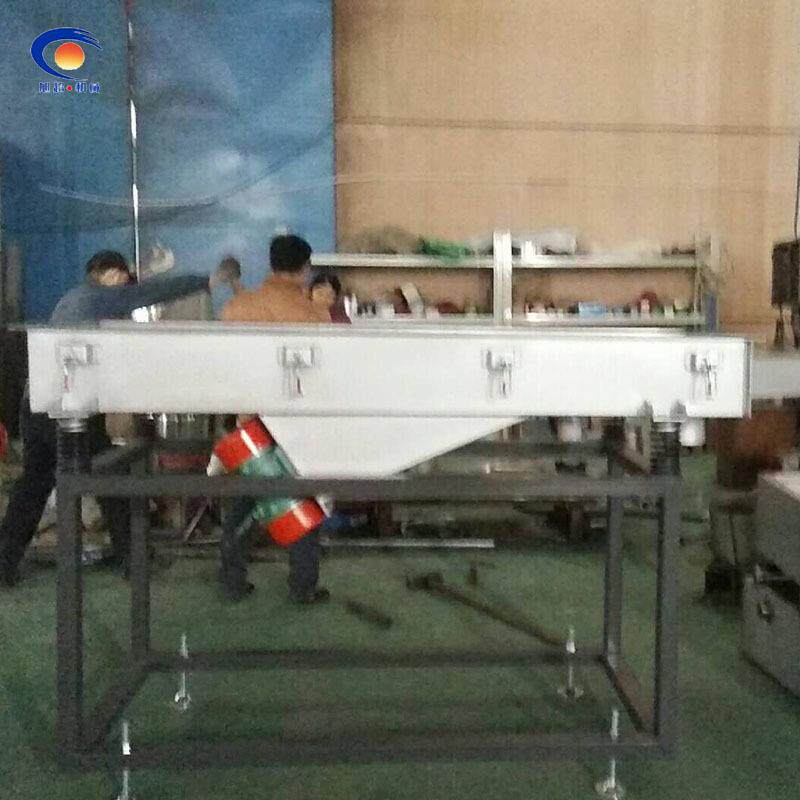 分级专用长方形振动设备双层直线振动筛小型不锈钢塑料颗粒筛分机