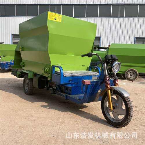 三立方自动行走撒草车牛羊圈舍食槽添草机双出料电动款养殖喂料车