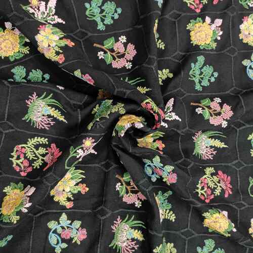 绣刺花镂空蕾丝花绣服装面料装饰韩版盖布料棉卉植物纱布一花米