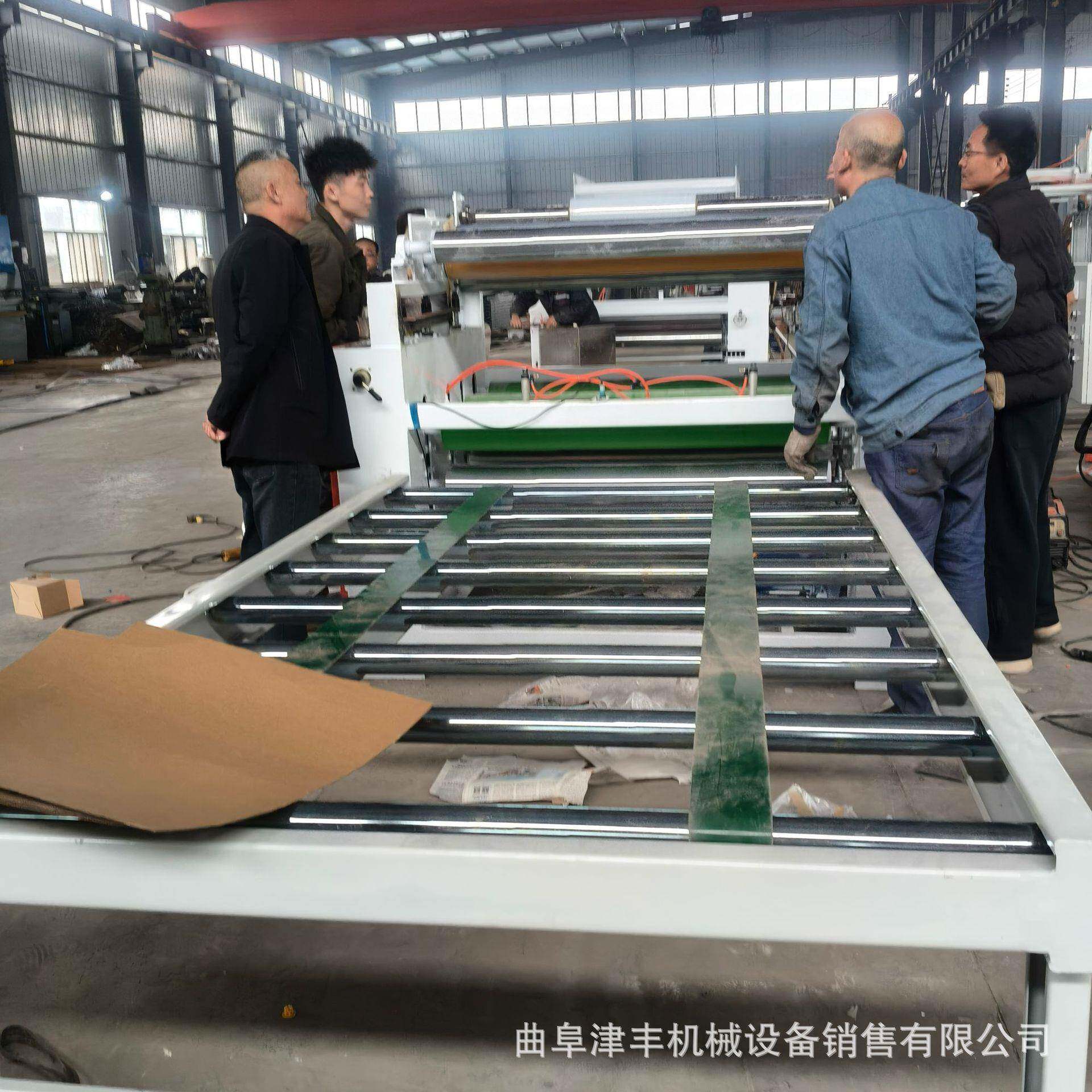 纸板珍珠棉涂胶机 塑料板绒布贴牛皮纸复合机 牛皮纸泡沫板贴面机