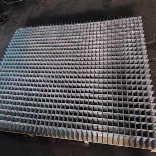 定制镀锌网片建筑东堤地暖网片钢丝焊接铁丝网方格电焊网镀锌网片