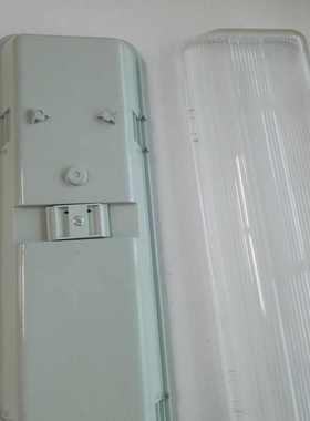 T8三管三防灯PC LED18W三排日光三防灯 3X18WLED三防灯